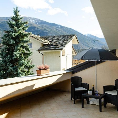 Sarre Skyline Apartment - Relax In Valle D'Aosta Eksteriør billede